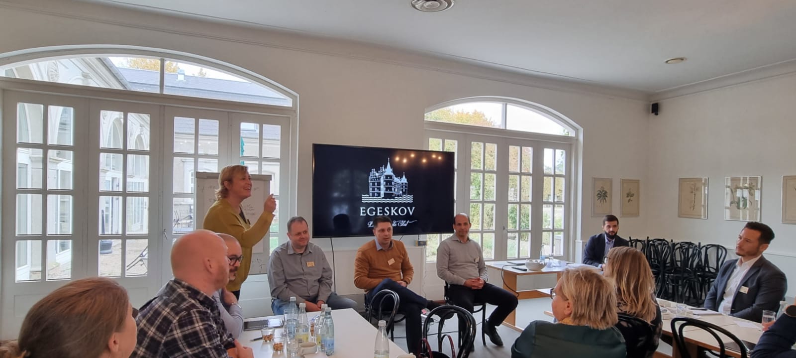 Interaction at International event